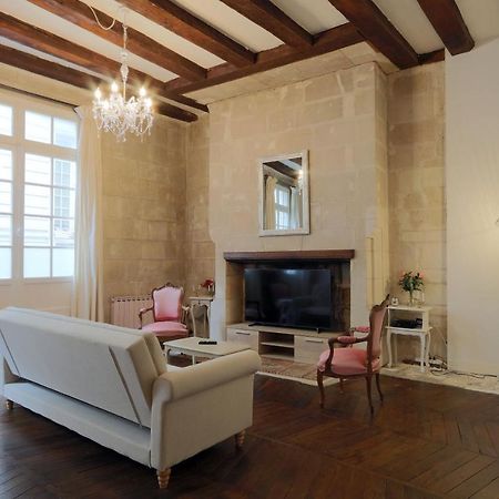 Charme D'Ancien Au Coeur De Vieux-Tours Apartment Bagian luar foto